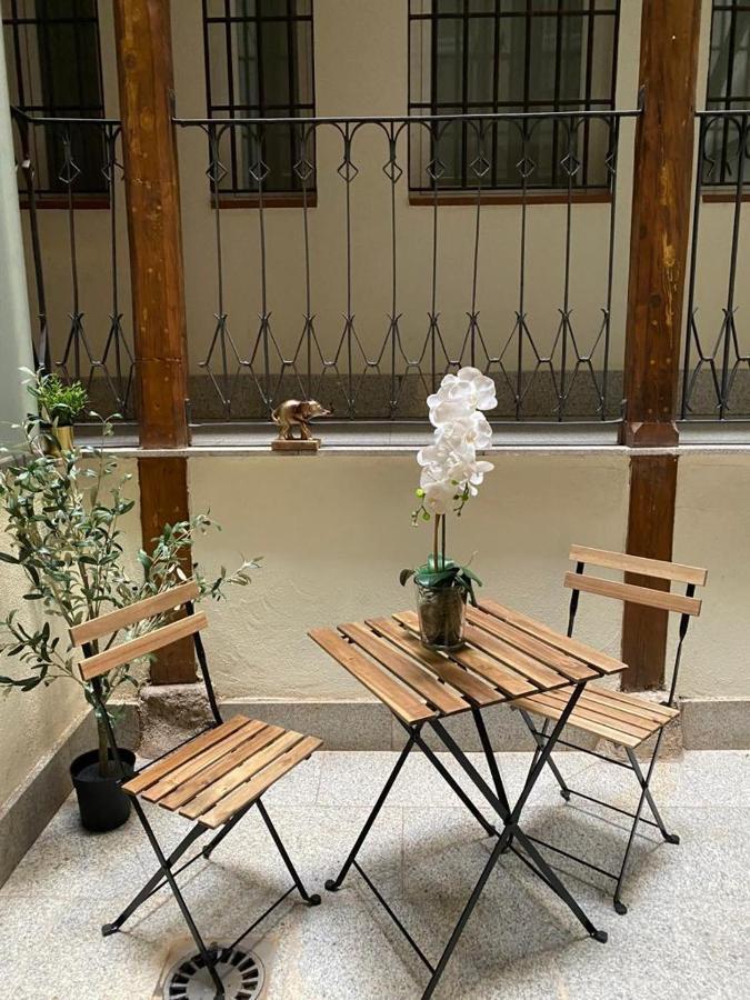 Departamento De Lujo Atocha Apartment Madrid Exterior photo